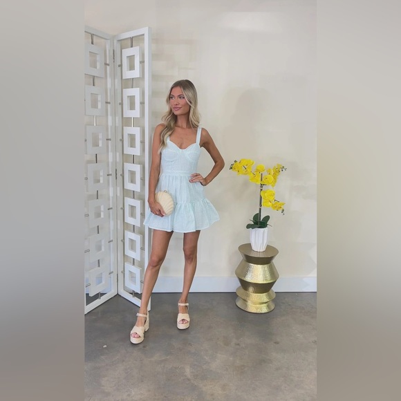 BBDAKOTA SUCKER FOR LOVE DRESS - Picture 3 of 3